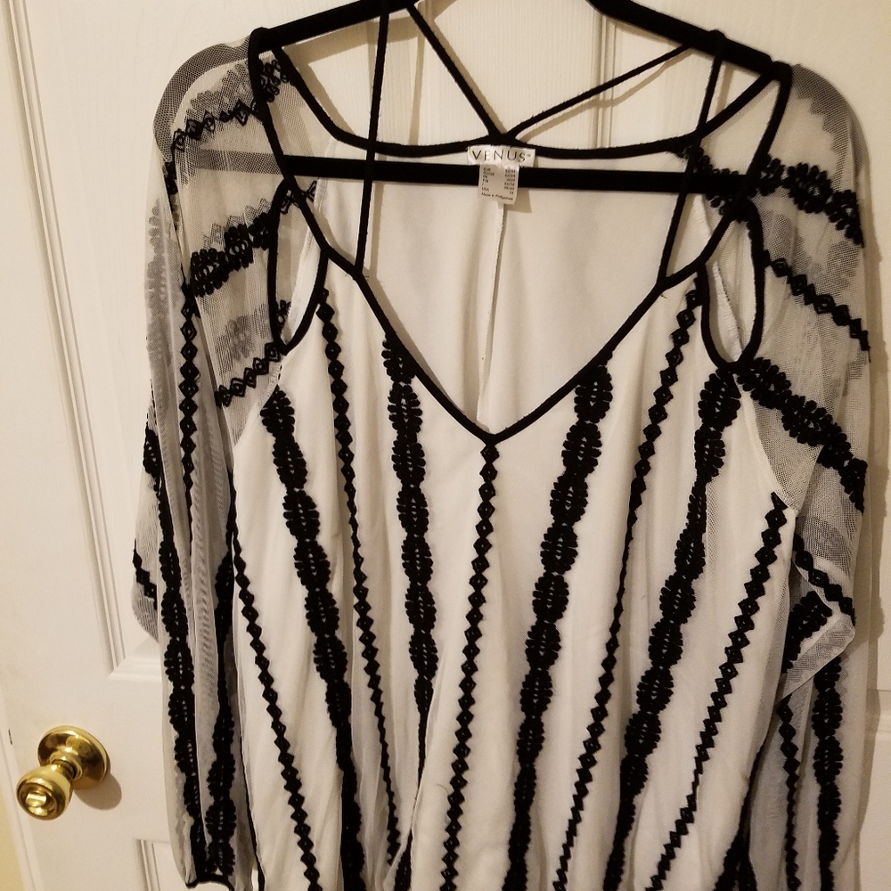 Long sleeve dress blouse